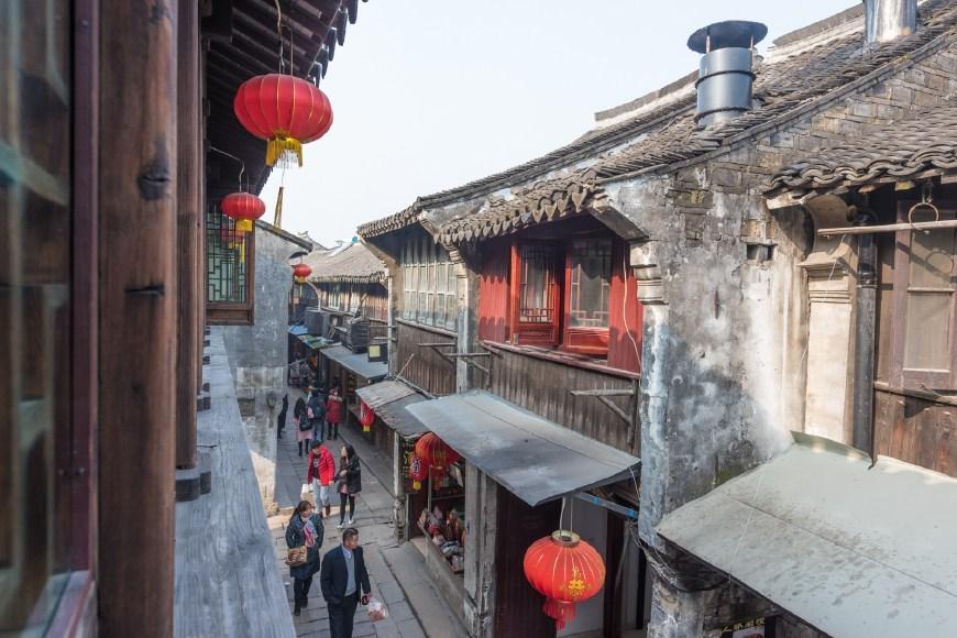 机智问答网页-有人知道火锅都放什么吗?精彩解答